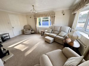 Open Plan Lounge Dining Room- click for photo gallery